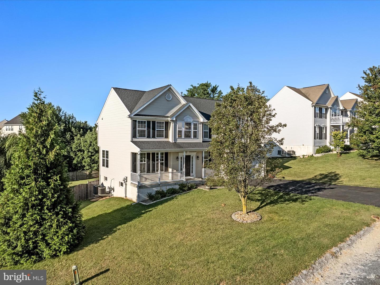 292 FORTRESS DR, WINCHESTER, Virginia 22603, 5 Bedrooms Bedrooms, ,3 BathroomsBathrooms,Residential,For sale,292 FORTRESS DR,VAFV2036458 MLS # VAFV2036458