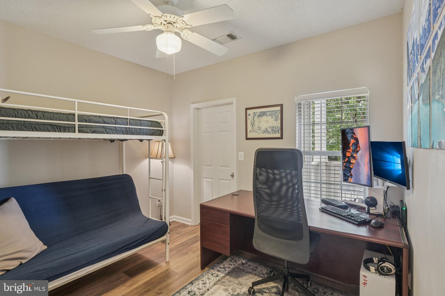 1708 LAKE SHORE CREST DR #26, RESTON, Virginia 20190, 2 Bedrooms Bedrooms, ,2 BathroomsBathrooms,Residential,For sale,1708 LAKE SHORE CREST DR #26,VAFX2264004 MLS # VAFX2264004