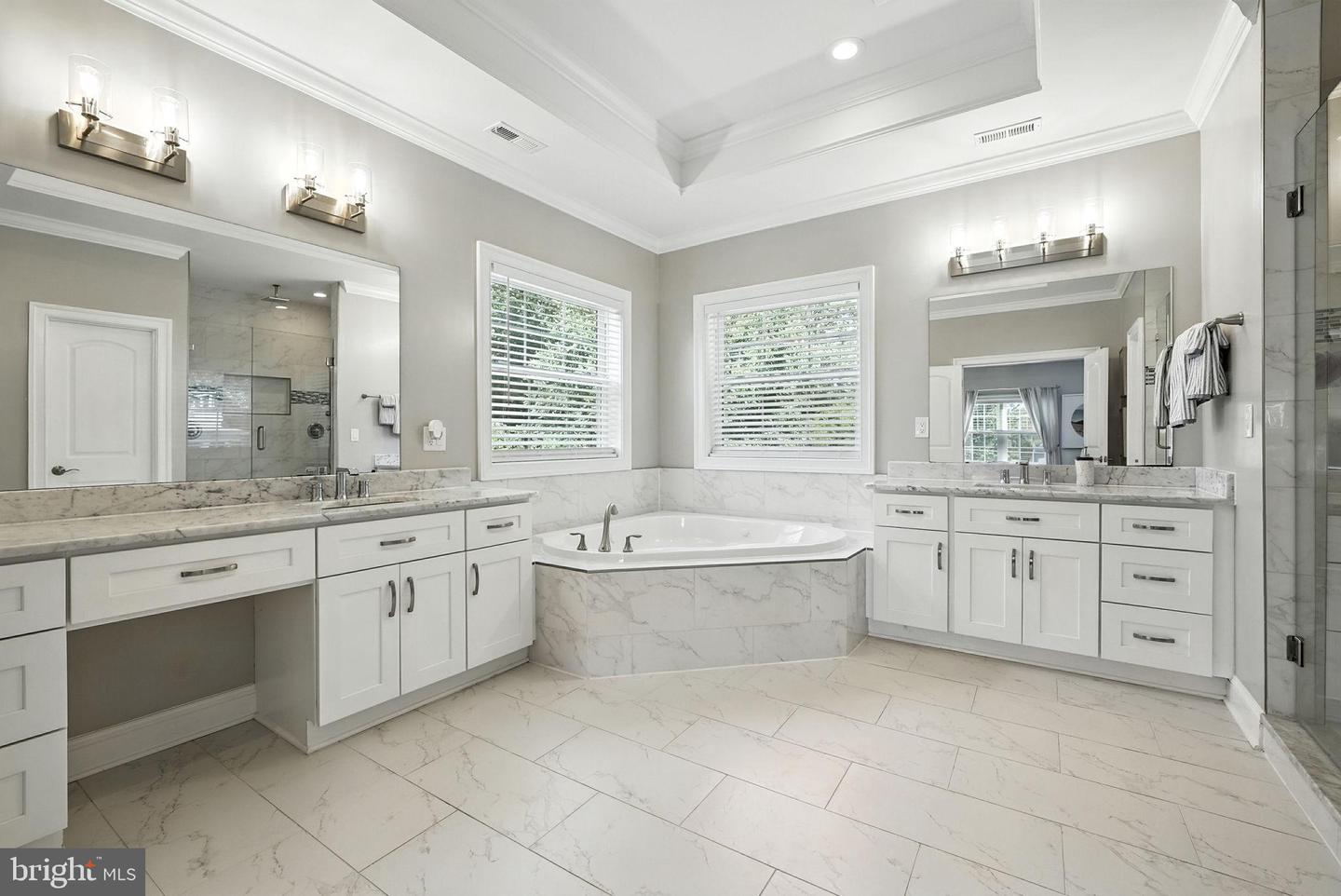 4014 WAKEFIELD DR, ANNANDALE, Virginia 22003, 5 Bedrooms Bedrooms, 19 Rooms Rooms,4 BathroomsBathrooms,Residential,For sale,4014 WAKEFIELD DR,VAFX2264040 MLS # VAFX2264040