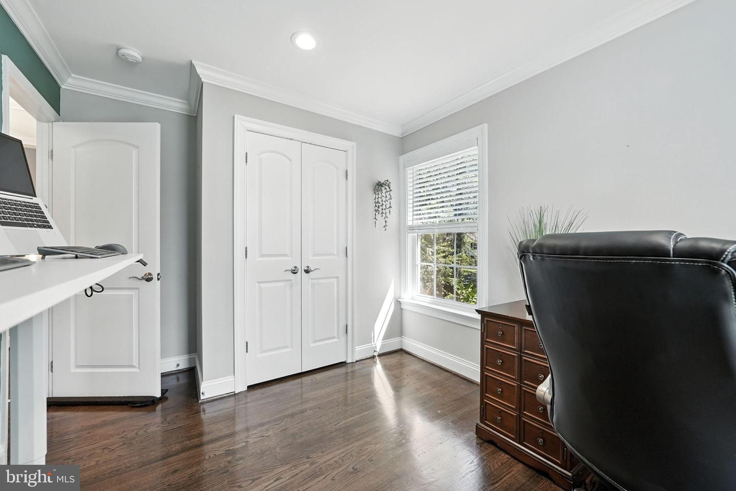 4014 WAKEFIELD DR, ANNANDALE, Virginia 22003, 5 Bedrooms Bedrooms, 19 Rooms Rooms,4 BathroomsBathrooms,Residential,For sale,4014 WAKEFIELD DR,VAFX2264040 MLS # VAFX2264040