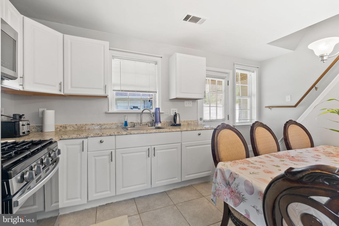 4023 WHITE HAVEN DR, DUMFRIES, Virginia 22026, 3 Bedrooms Bedrooms, ,2 BathroomsBathrooms,Residential,For sale,4023 WHITE HAVEN DR,VAPW2102908 MLS # VAPW2102908
