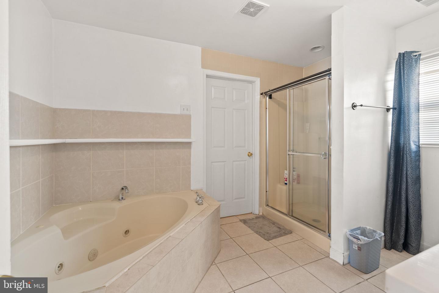 4023 WHITE HAVEN DR, DUMFRIES, Virginia 22026, 3 Bedrooms Bedrooms, ,2 BathroomsBathrooms,Residential,For sale,4023 WHITE HAVEN DR,VAPW2102908 MLS # VAPW2102908