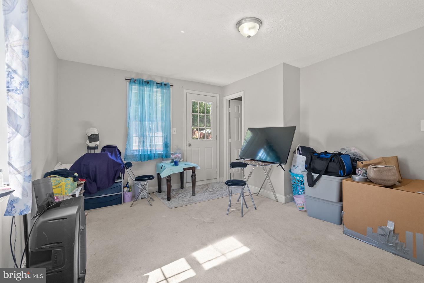 4023 WHITE HAVEN DR, DUMFRIES, Virginia 22026, 3 Bedrooms Bedrooms, ,2 BathroomsBathrooms,Residential,For sale,4023 WHITE HAVEN DR,VAPW2102908 MLS # VAPW2102908