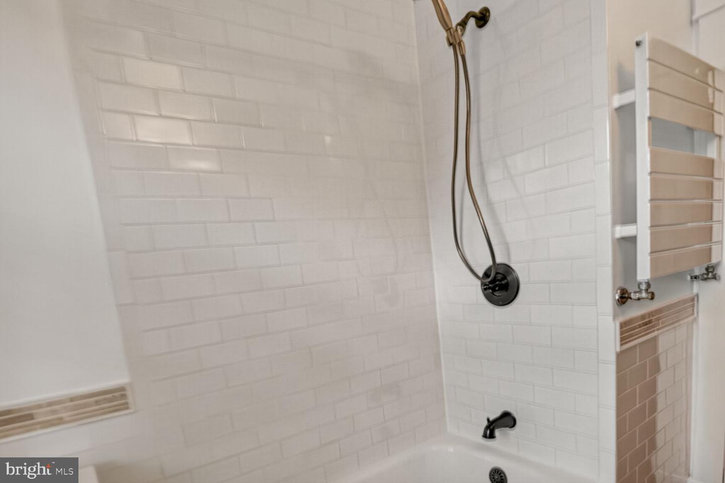 19 WHITTIER ST NW, WASHINGTON, District Of Columbia 20012, 6 Bedrooms Bedrooms, ,4 BathroomsBathrooms,Residential,For sale,19 WHITTIER ST NW,DCDC2217410 MLS # DCDC2217410