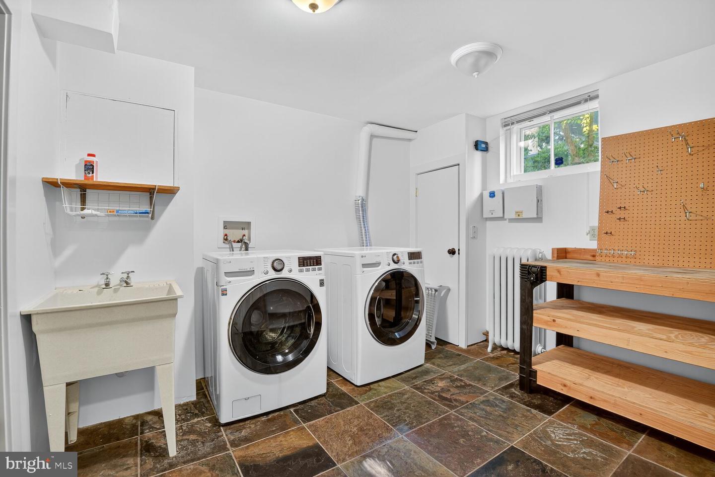 19 WHITTIER ST NW, WASHINGTON, District Of Columbia 20012, 6 Bedrooms Bedrooms, ,4 BathroomsBathrooms,Residential,For sale,19 WHITTIER ST NW,DCDC2217410 MLS # DCDC2217410