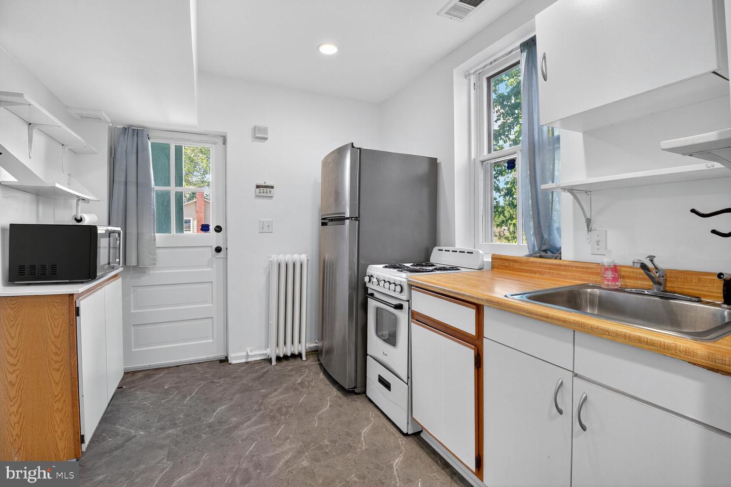 19 WHITTIER ST NW, WASHINGTON, District Of Columbia 20012, 6 Bedrooms Bedrooms, ,4 BathroomsBathrooms,Residential,For sale,19 WHITTIER ST NW,DCDC2217410 MLS # DCDC2217410