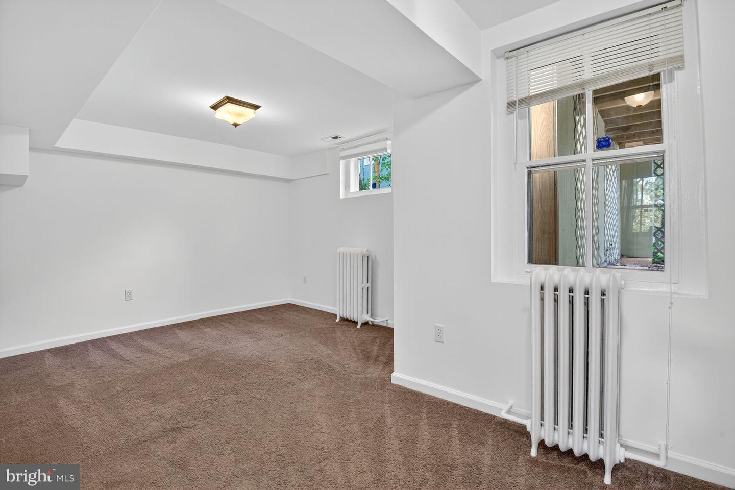 19 WHITTIER ST NW, WASHINGTON, District Of Columbia 20012, 6 Bedrooms Bedrooms, ,4 BathroomsBathrooms,Residential,For sale,19 WHITTIER ST NW,DCDC2217410 MLS # DCDC2217410