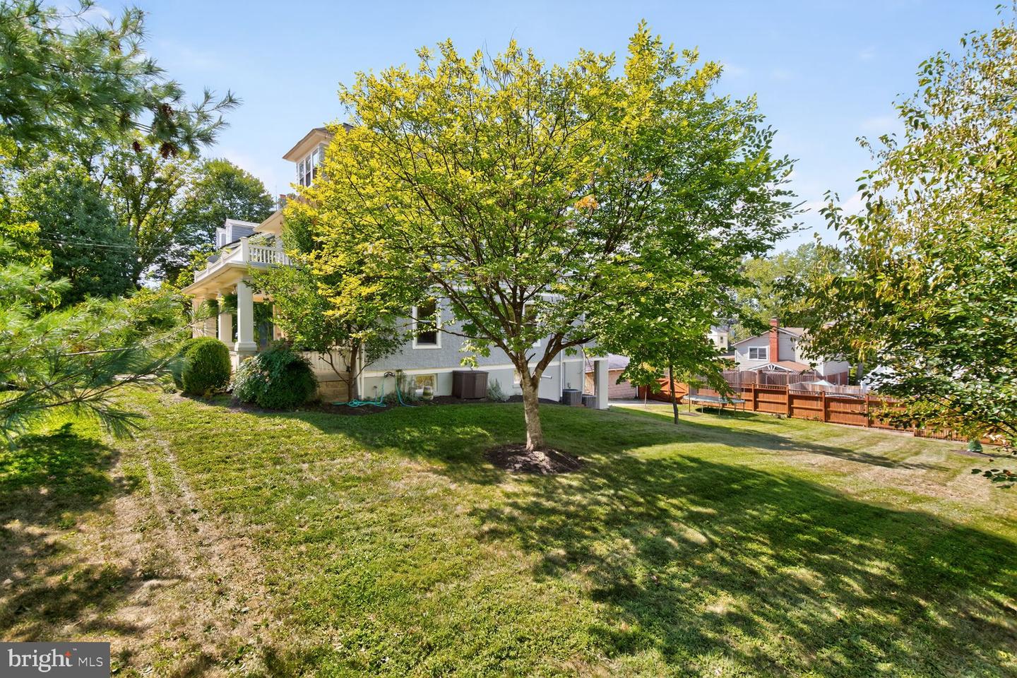 19 WHITTIER ST NW, WASHINGTON, District Of Columbia 20012, 6 Bedrooms Bedrooms, ,4 BathroomsBathrooms,Residential,For sale,19 WHITTIER ST NW,DCDC2217410 MLS # DCDC2217410