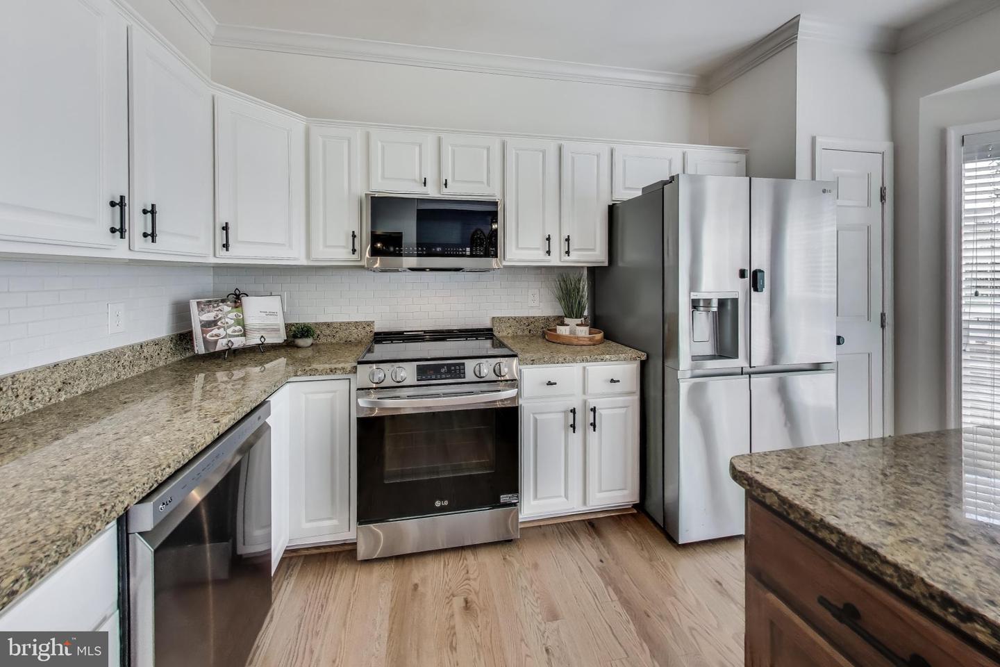 14800 GAP WAY, HAYMARKET, Virginia 20169, 3 Bedrooms Bedrooms, ,3 BathroomsBathrooms,Residential,For sale,14800 GAP WAY,VAPW2102924 MLS # VAPW2102924