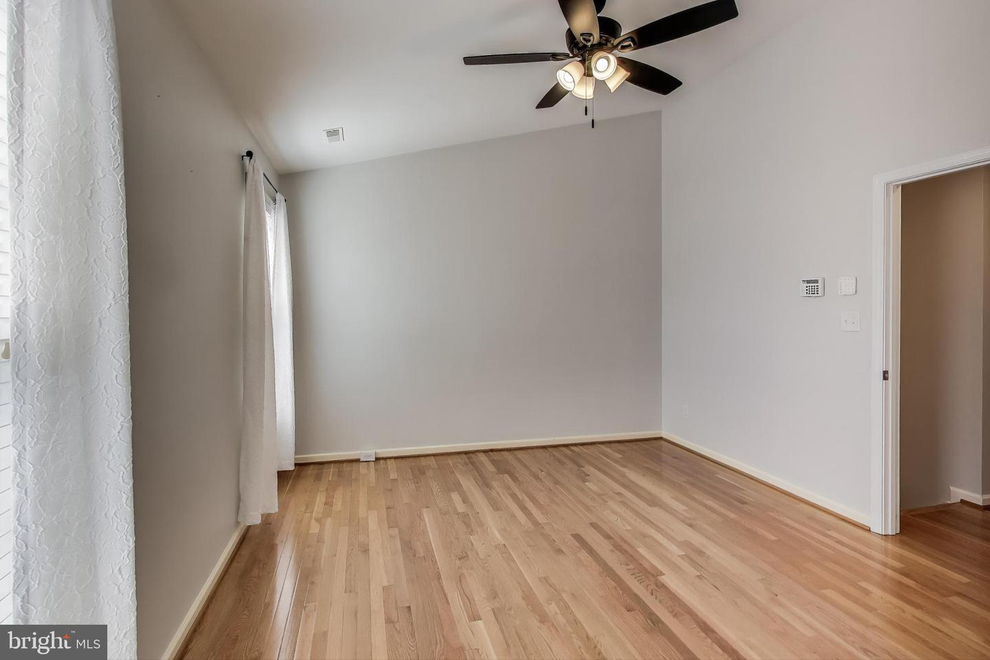 14800 GAP WAY, HAYMARKET, Virginia 20169, 3 Bedrooms Bedrooms, ,3 BathroomsBathrooms,Residential,For sale,14800 GAP WAY,VAPW2102924 MLS # VAPW2102924