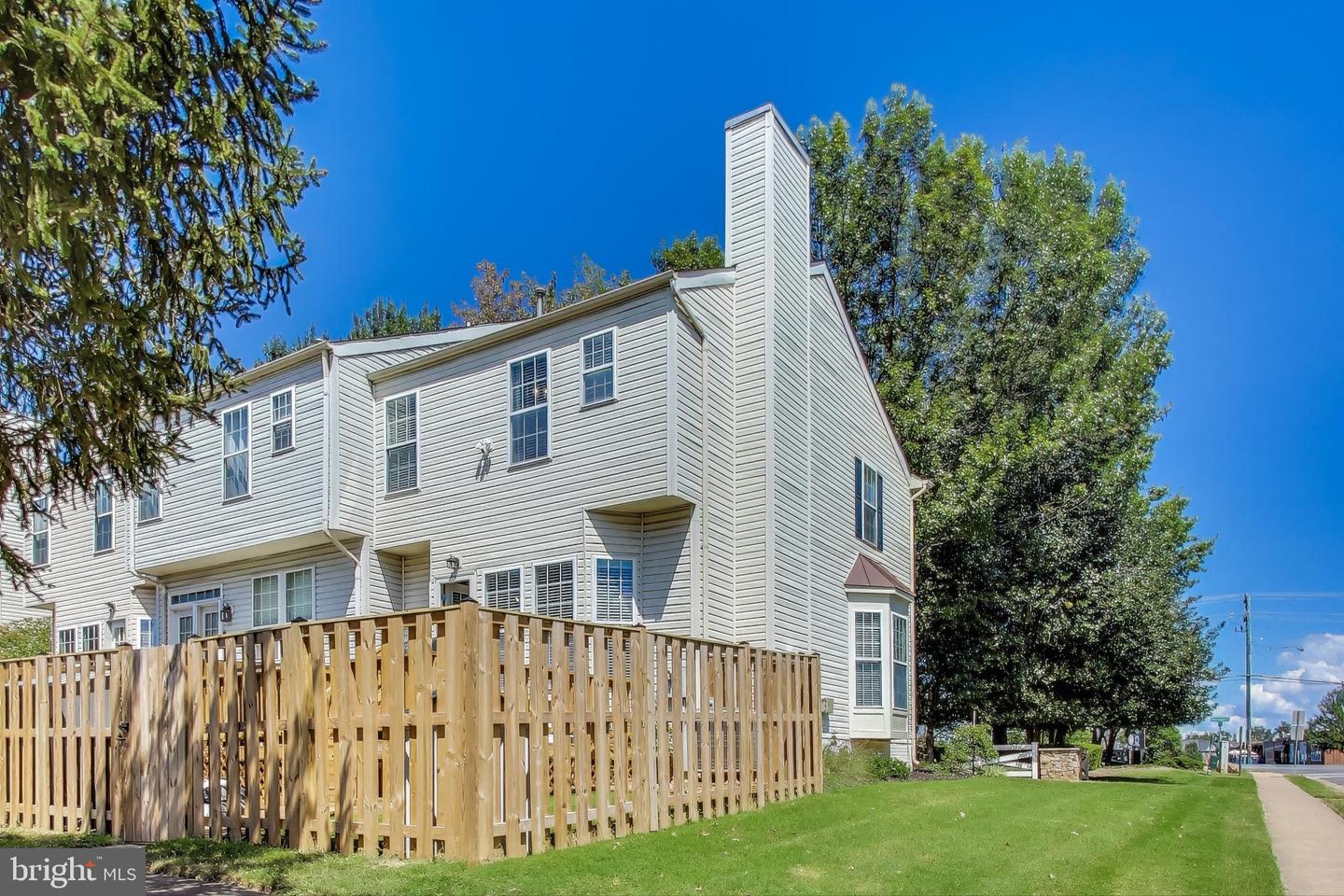 14800 GAP WAY, HAYMARKET, Virginia 20169, 3 Bedrooms Bedrooms, ,3 BathroomsBathrooms,Residential,For sale,14800 GAP WAY,VAPW2102924 MLS # VAPW2102924