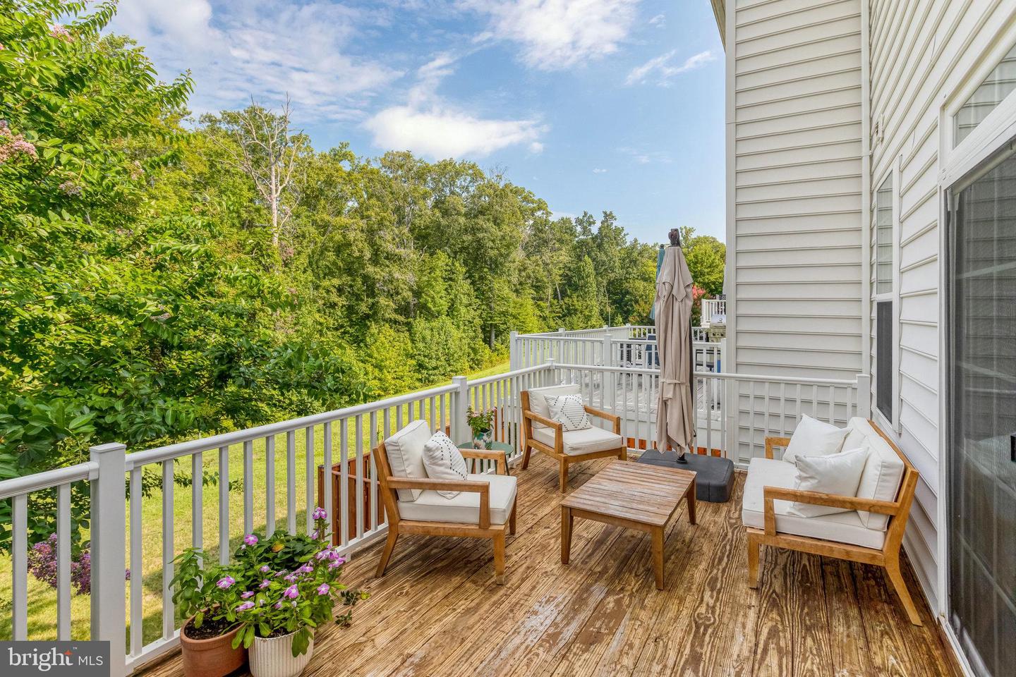16636 DANRIDGE MANOR DR, WOODBRIDGE, Virginia 22191, 3 Bedrooms Bedrooms, ,3 BathroomsBathrooms,Residential,For sale,16636 DANRIDGE MANOR DR,VAPW2102934 MLS # VAPW2102934