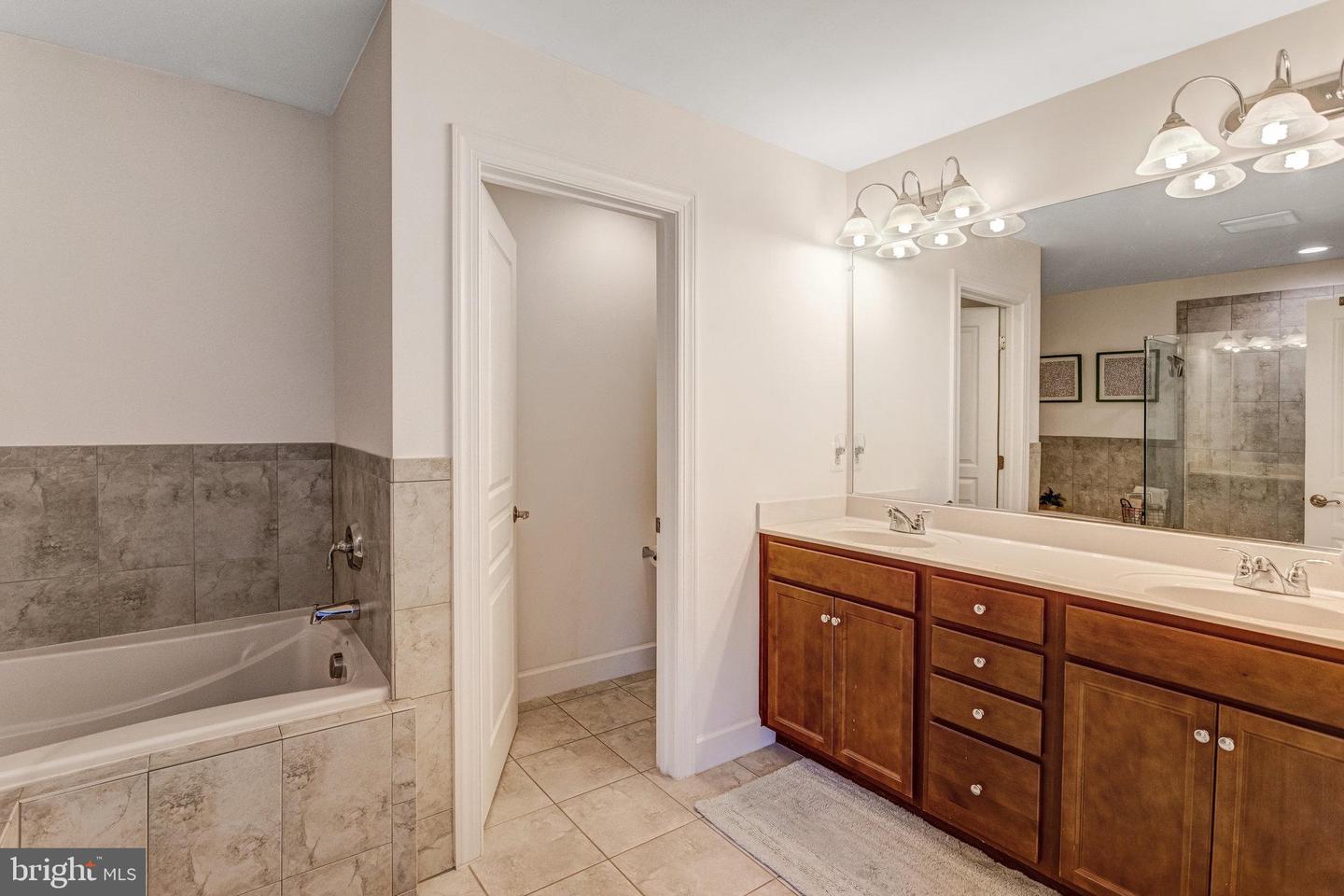 16636 DANRIDGE MANOR DR, WOODBRIDGE, Virginia 22191, 3 Bedrooms Bedrooms, ,3 BathroomsBathrooms,Residential,For sale,16636 DANRIDGE MANOR DR,VAPW2102934 MLS # VAPW2102934