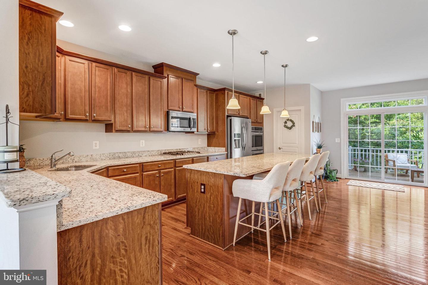 16636 DANRIDGE MANOR DR, WOODBRIDGE, Virginia 22191, 3 Bedrooms Bedrooms, ,3 BathroomsBathrooms,Residential,For sale,16636 DANRIDGE MANOR DR,VAPW2102934 MLS # VAPW2102934