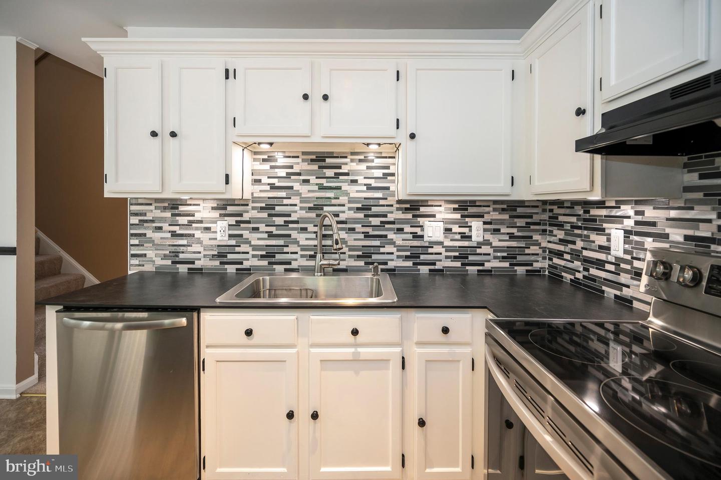 200 BEN NEUIS PL, FREDERICKSBURG, Virginia 22405, 3 Bedrooms Bedrooms, 8 Rooms Rooms,1 BathroomBathrooms,Residential,For sale,200 BEN NEUIS PL,VAST2042262 MLS # VAST2042262