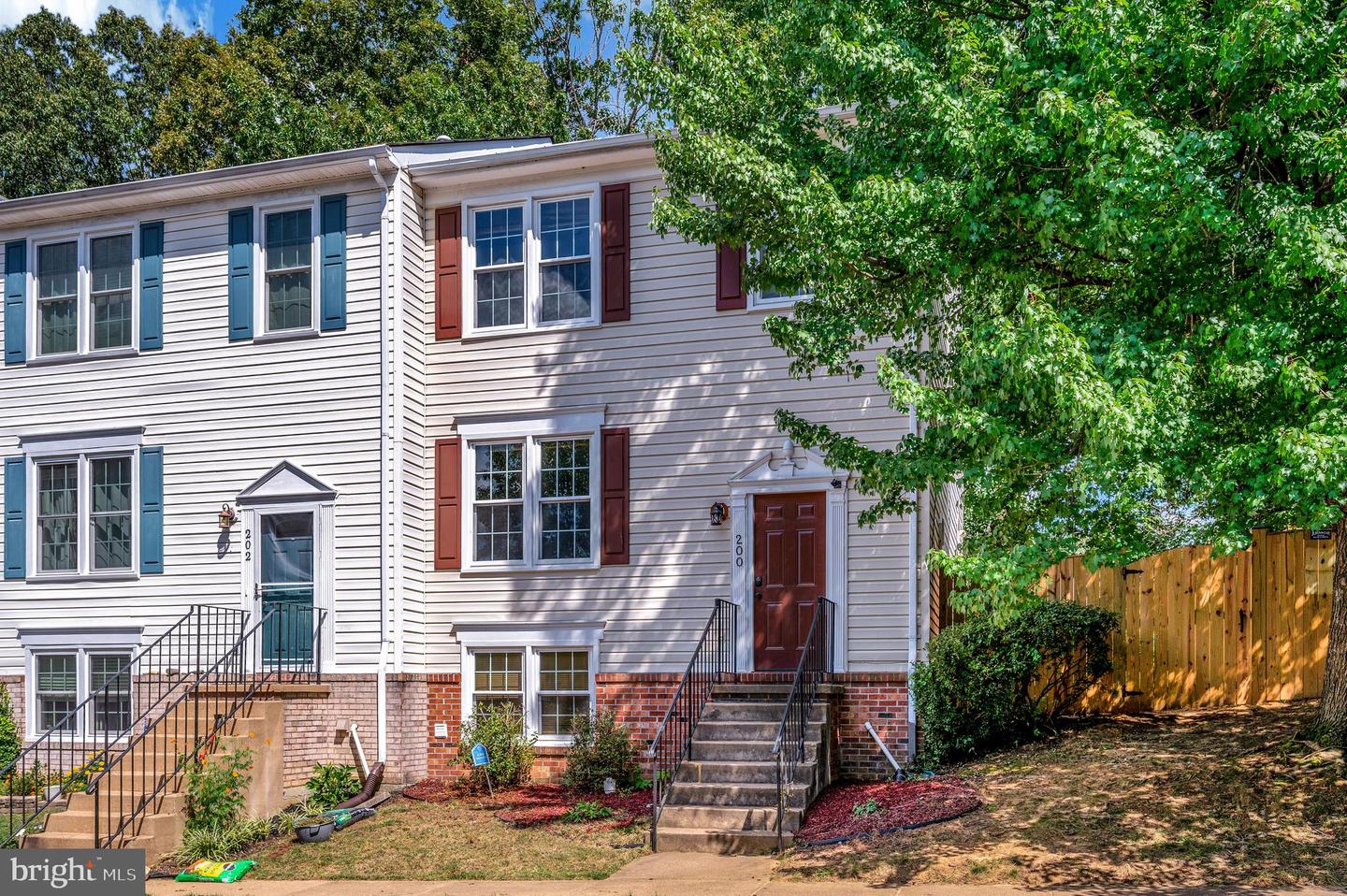 200 BEN NEUIS PL, FREDERICKSBURG, Virginia 22405, 3 Bedrooms Bedrooms, 8 Rooms Rooms,1 BathroomBathrooms,Residential,For sale,200 BEN NEUIS PL,VAST2042262 MLS # VAST2042262