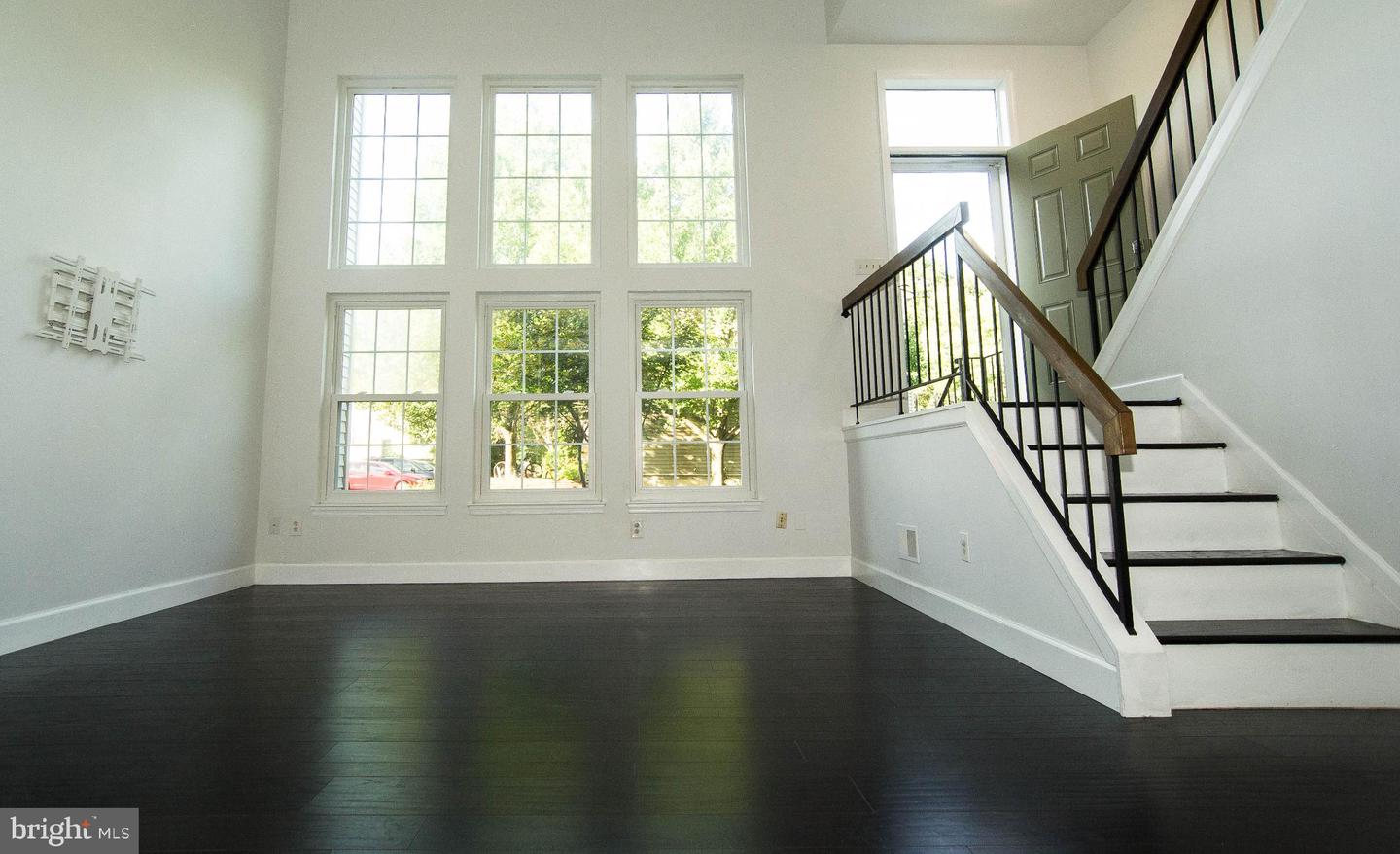 3335 OAKSHADE CT, FAIRFAX, Virginia 22033, 3 Bedrooms Bedrooms, 10 Rooms Rooms,2 BathroomsBathrooms,Residential,For sale,3335 OAKSHADE CT,VAFX2264188 MLS # VAFX2264188