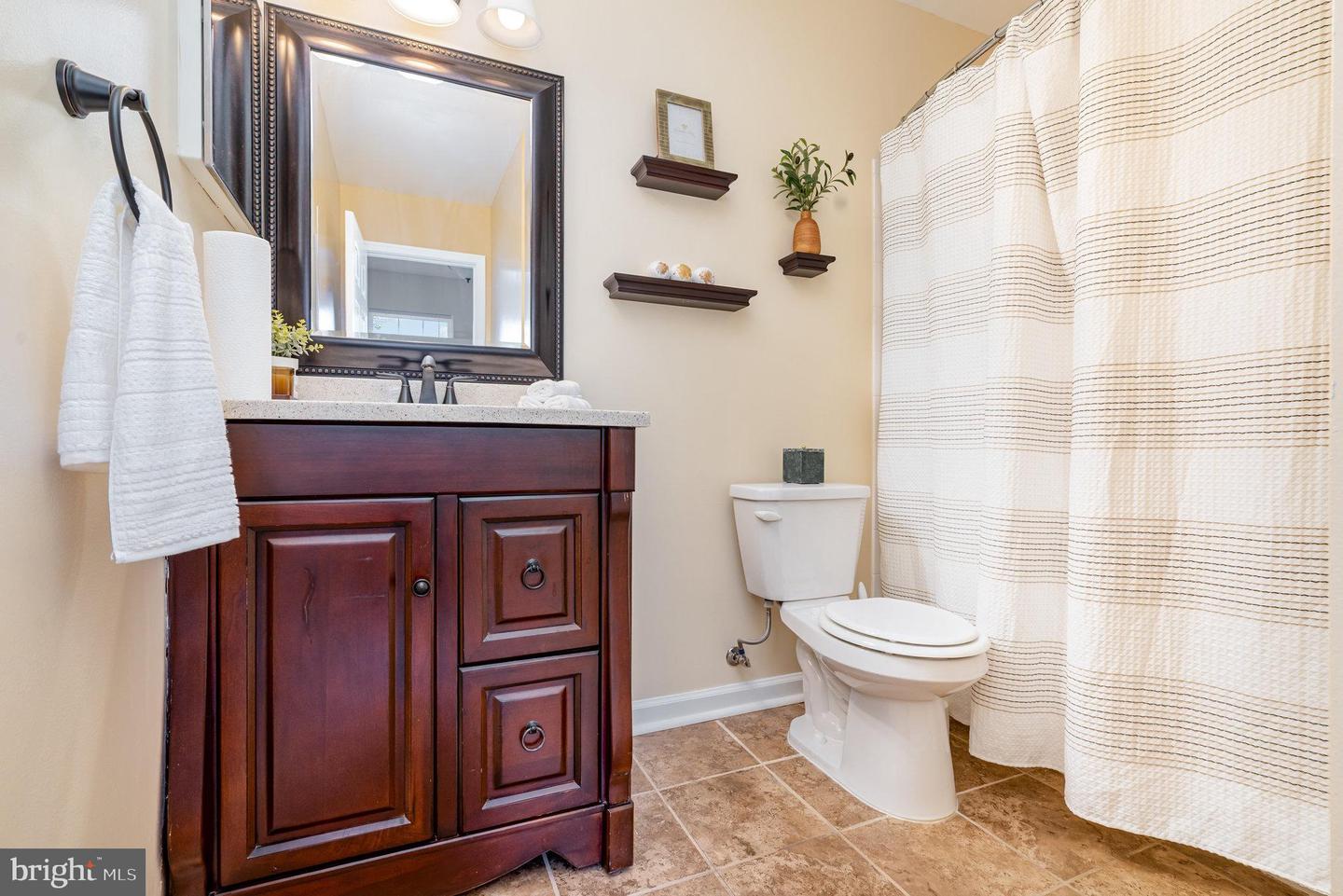 13531 GROUSERUN LN, BRISTOW, Virginia 20136, 2 Bedrooms Bedrooms, 4 Rooms Rooms,2 BathroomsBathrooms,Residential,For sale,13531 GROUSERUN LN,VAPW2102938 MLS # VAPW2102938