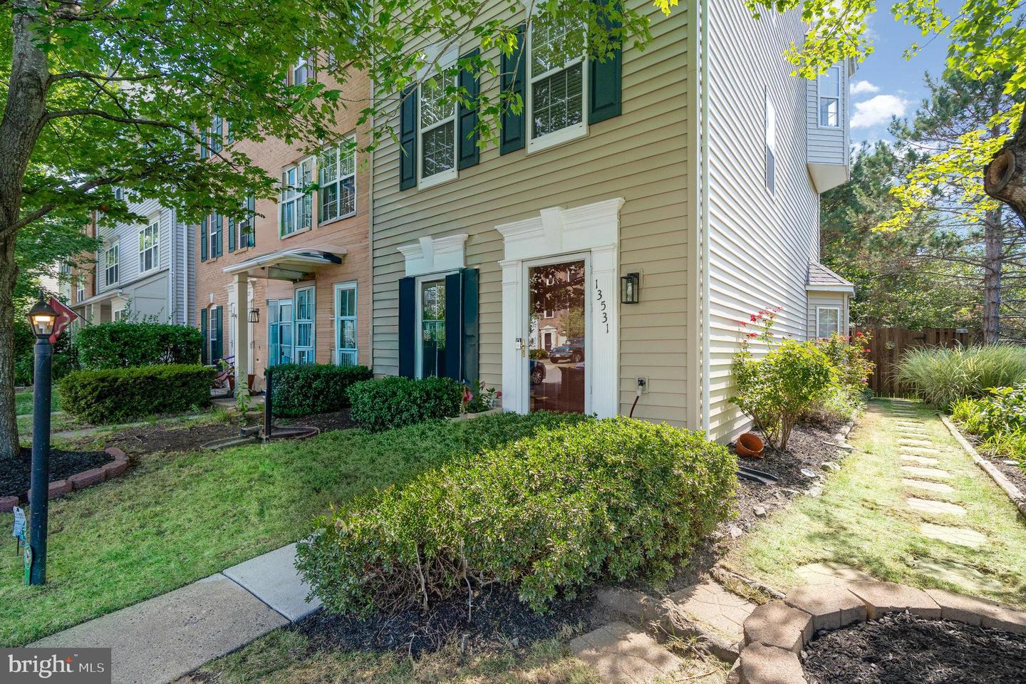 13531 GROUSERUN LN, BRISTOW, Virginia 20136, 2 Bedrooms Bedrooms, 4 Rooms Rooms,2 BathroomsBathrooms,Residential,For sale,13531 GROUSERUN LN,VAPW2102938 MLS # VAPW2102938