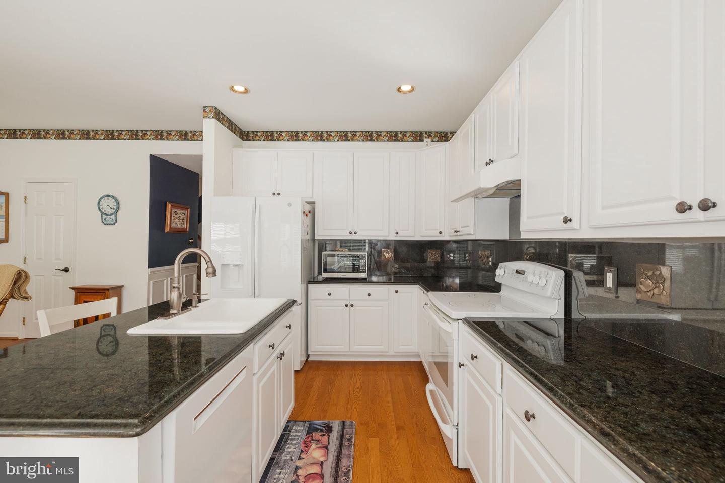 7826 DESIREE ST, ALEXANDRIA, Virginia 22315, 3 Bedrooms Bedrooms, ,2 BathroomsBathrooms,Residential,For sale,7826 DESIREE ST,VAFX2263924 MLS # VAFX2263924