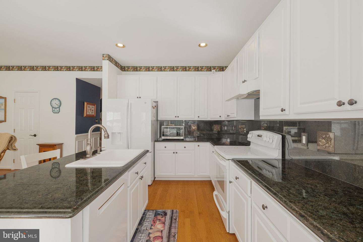 7826 DESIREE ST, ALEXANDRIA, Virginia 22315, 3 Bedrooms Bedrooms, ,2 BathroomsBathrooms,Residential,For sale,7826 DESIREE ST,VAFX2263924 MLS # VAFX2263924