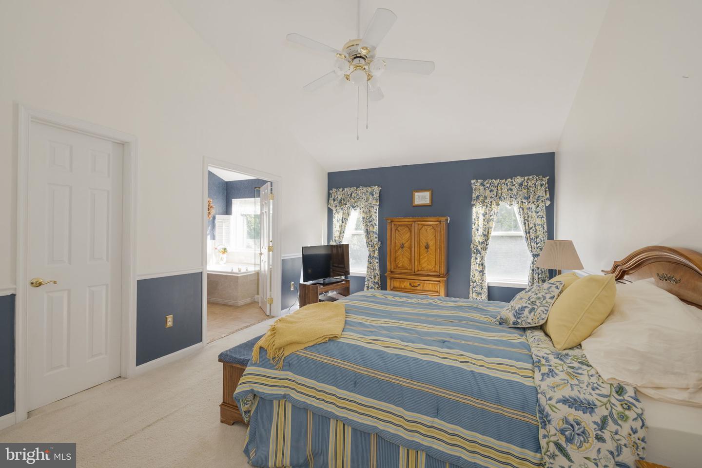 7826 DESIREE ST, ALEXANDRIA, Virginia 22315, 3 Bedrooms Bedrooms, ,2 BathroomsBathrooms,Residential,For sale,7826 DESIREE ST,VAFX2263924 MLS # VAFX2263924
