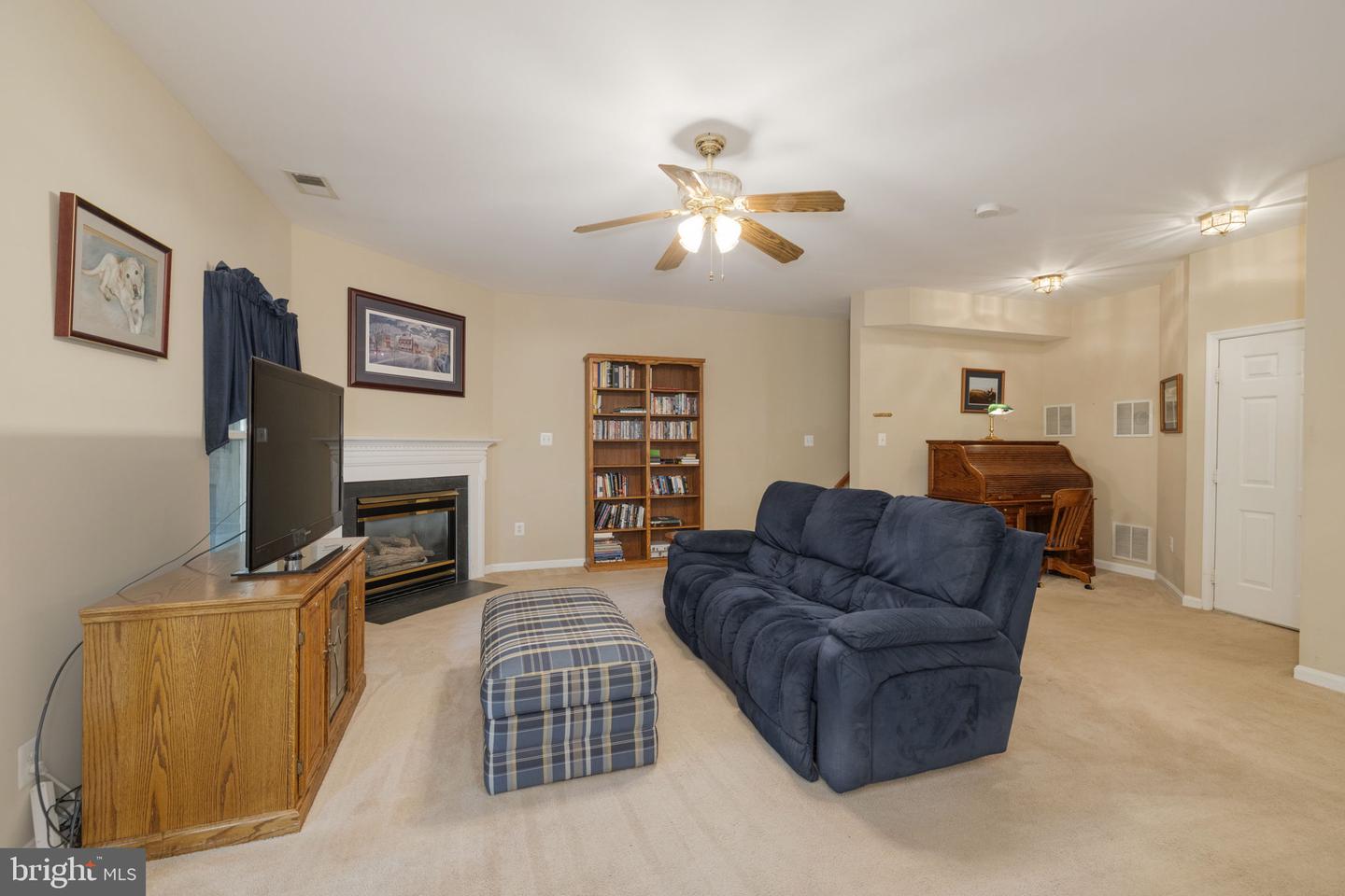 7826 DESIREE ST, ALEXANDRIA, Virginia 22315, 3 Bedrooms Bedrooms, ,2 BathroomsBathrooms,Residential,For sale,7826 DESIREE ST,VAFX2263924 MLS # VAFX2263924