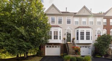 7826 DESIREE ST, ALEXANDRIA, Virginia 22315, 3 Bedrooms Bedrooms, ,2 BathroomsBathrooms,Residential,For sale,7826 DESIREE ST,VAFX2263924 MLS # VAFX2263924