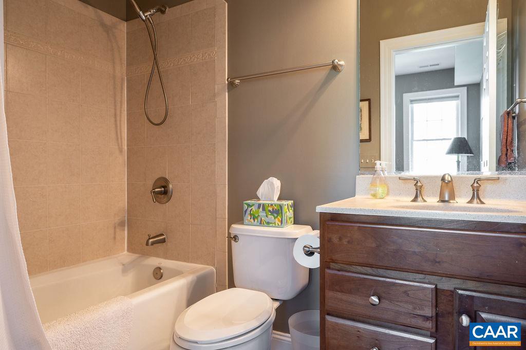 727 CAIRN HEIGHTS CT, CHARLOTTESVILLE, Virginia 22903, 4 Bedrooms Bedrooms, ,3 BathroomsBathrooms,Residential,For sale,727 CAIRN HEIGHTS CT,668345 MLS # 668345