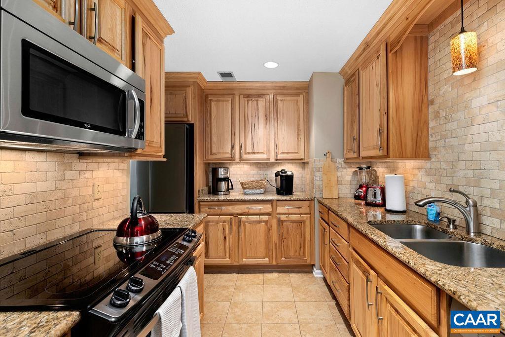 2035 STONE RIDGE, WINTERGREEN, Virginia 22967, 2 Bedrooms Bedrooms, ,2 BathroomsBathrooms,Residential,For sale,2035 STONE RIDGE,668346 MLS # 668346