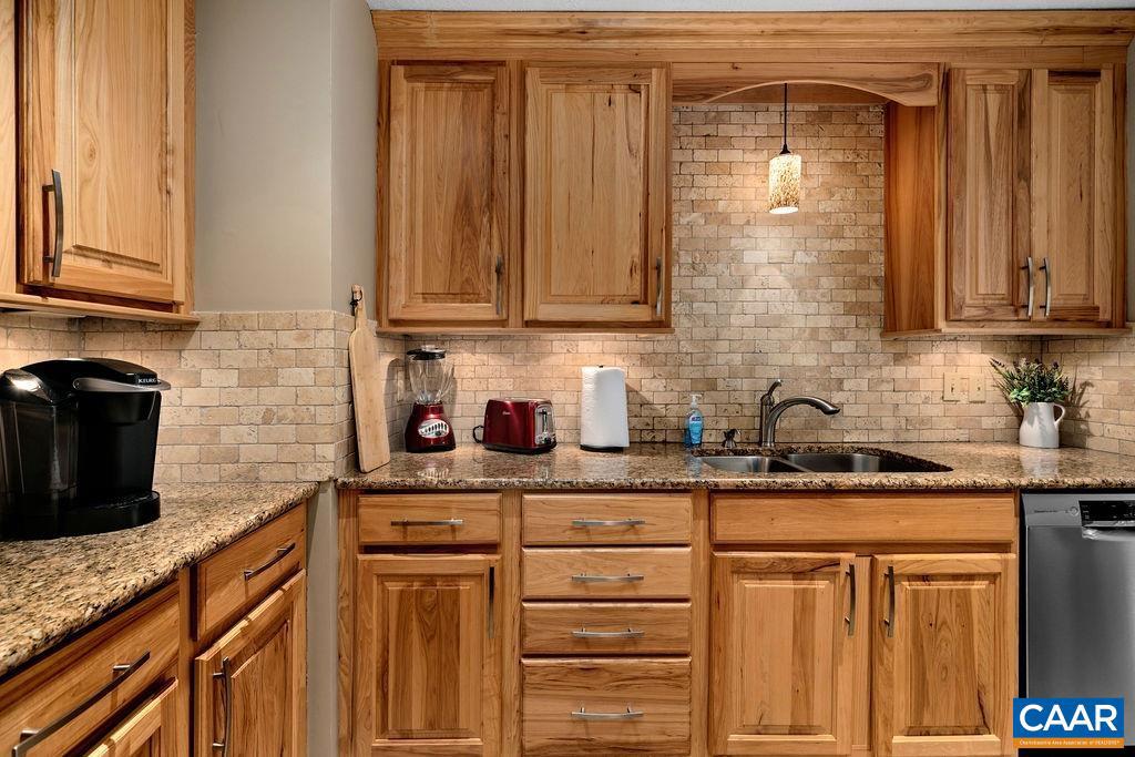 2035 STONE RIDGE, WINTERGREEN, Virginia 22967, 2 Bedrooms Bedrooms, ,2 BathroomsBathrooms,Residential,For sale,2035 STONE RIDGE,668346 MLS # 668346