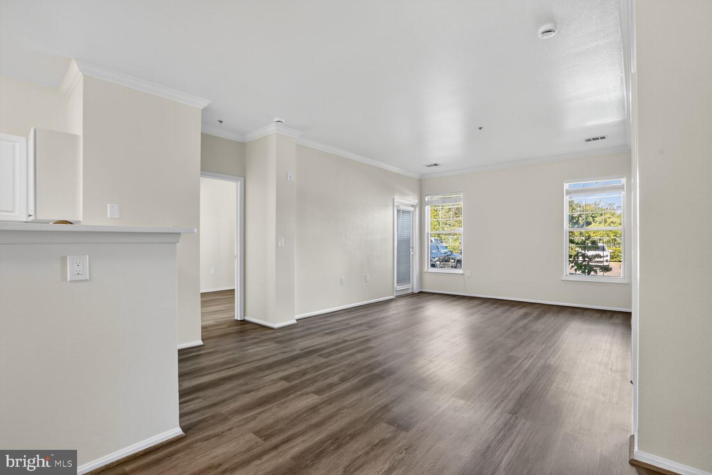 3021 NICOSH CIR #1108, FALLS CHURCH, Virginia 22042, 2 Bedrooms Bedrooms, ,2 BathroomsBathrooms,Residential,For sale,3021 NICOSH CIR #1108,VAFX2263948 MLS # VAFX2263948