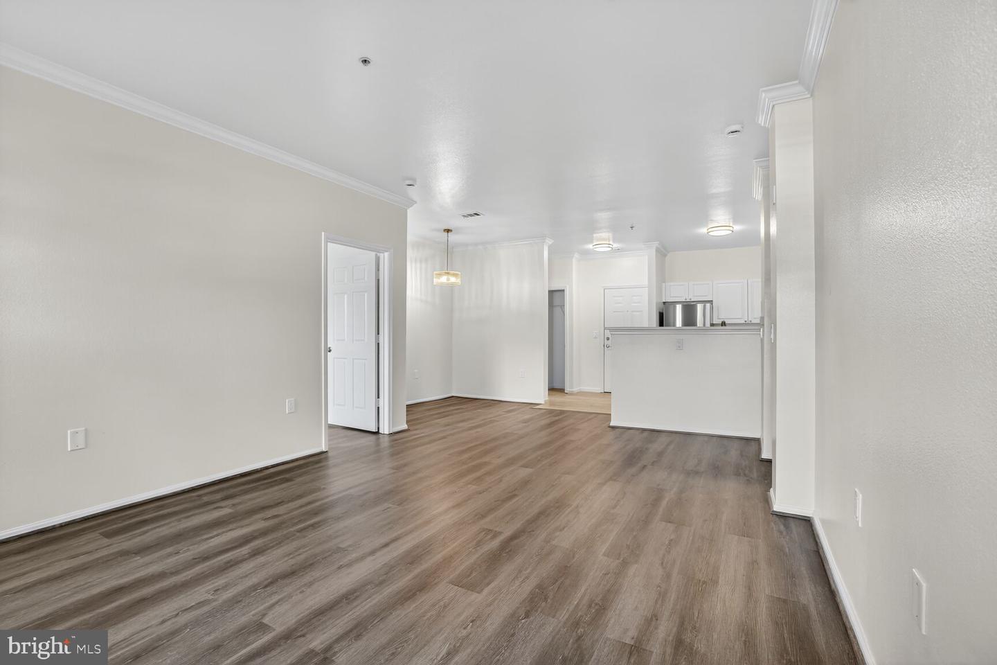 3021 NICOSH CIR #1108, FALLS CHURCH, Virginia 22042, 2 Bedrooms Bedrooms, ,2 BathroomsBathrooms,Residential,For sale,3021 NICOSH CIR #1108,VAFX2263948 MLS # VAFX2263948