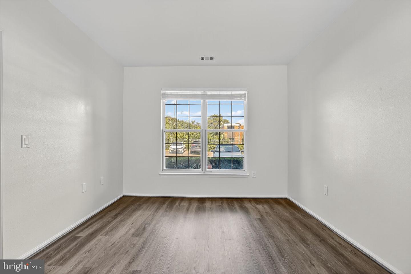 3021 NICOSH CIR #1108, FALLS CHURCH, Virginia 22042, 2 Bedrooms Bedrooms, ,2 BathroomsBathrooms,Residential,For sale,3021 NICOSH CIR #1108,VAFX2263948 MLS # VAFX2263948