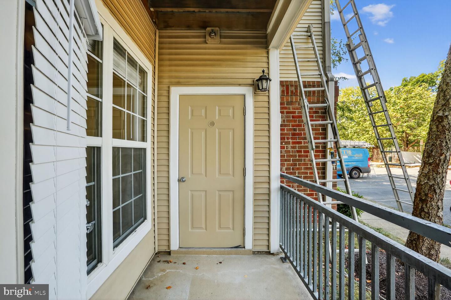 3021 NICOSH CIR #1108, FALLS CHURCH, Virginia 22042, 2 Bedrooms Bedrooms, ,2 BathroomsBathrooms,Residential,For sale,3021 NICOSH CIR #1108,VAFX2263948 MLS # VAFX2263948