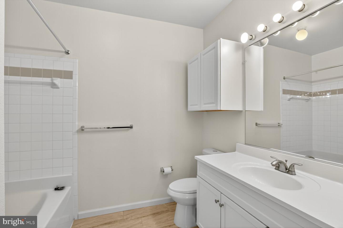 3021 NICOSH CIR #1108, FALLS CHURCH, Virginia 22042, 2 Bedrooms Bedrooms, ,2 BathroomsBathrooms,Residential,For sale,3021 NICOSH CIR #1108,VAFX2263948 MLS # VAFX2263948