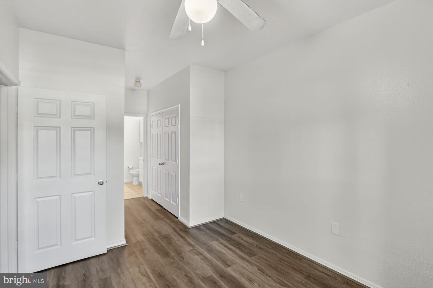 3021 NICOSH CIR #1108, FALLS CHURCH, Virginia 22042, 2 Bedrooms Bedrooms, ,2 BathroomsBathrooms,Residential,For sale,3021 NICOSH CIR #1108,VAFX2263948 MLS # VAFX2263948