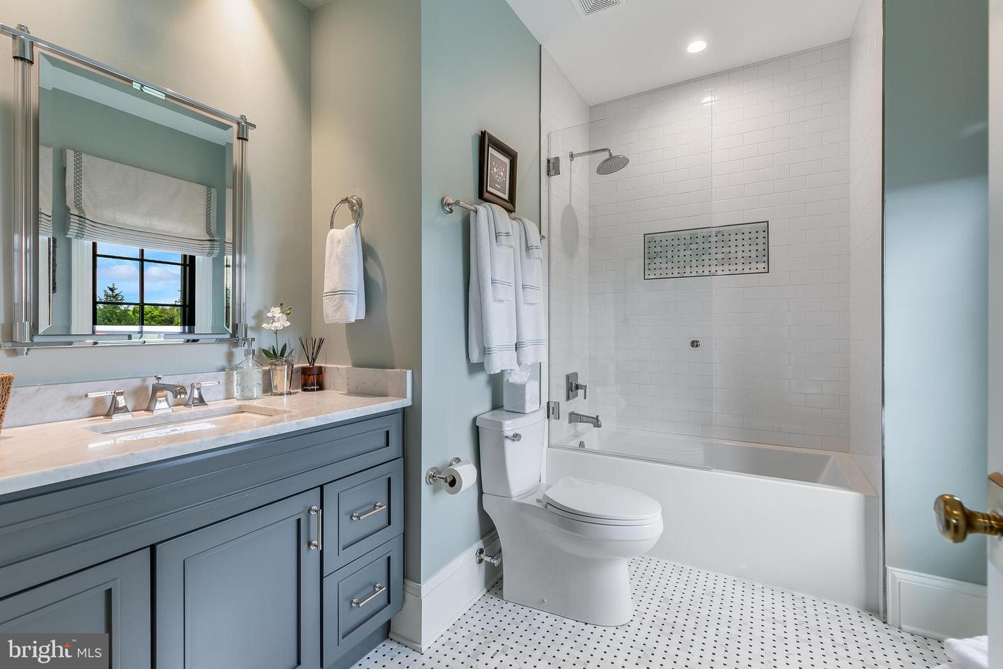40181 JEFFERSON SPRINGS CT, ALDIE, Virginia 20105, 5 Bedrooms Bedrooms, ,5 BathroomsBathrooms,Residential,For sale,40181 JEFFERSON SPRINGS CT,VALO2105624 MLS # VALO2105624