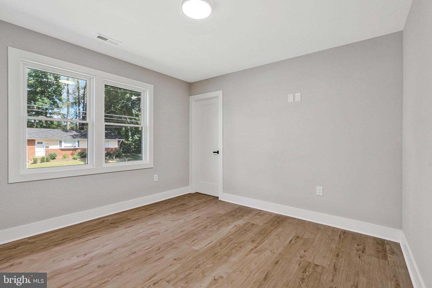 10211 STRATFORD AVE, FAIRFAX, Virginia 22030, 5 Bedrooms Bedrooms, ,4 BathroomsBathrooms,Residential,For sale,10211 STRATFORD AVE,VAFC2006900 MLS # VAFC2006900