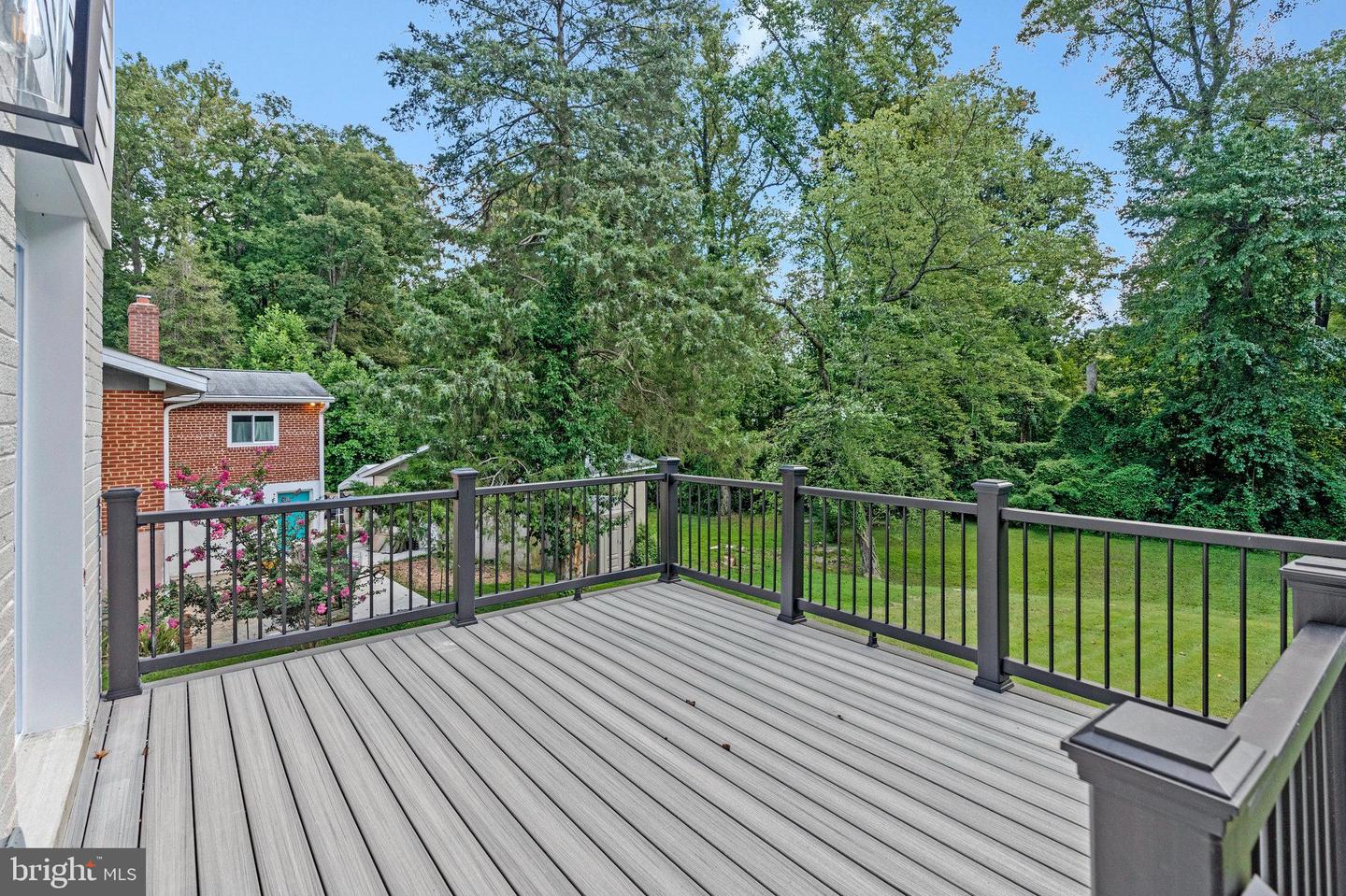 10211 STRATFORD AVE, FAIRFAX, Virginia 22030, 5 Bedrooms Bedrooms, ,4 BathroomsBathrooms,Residential,For sale,10211 STRATFORD AVE,VAFC2006900 MLS # VAFC2006900