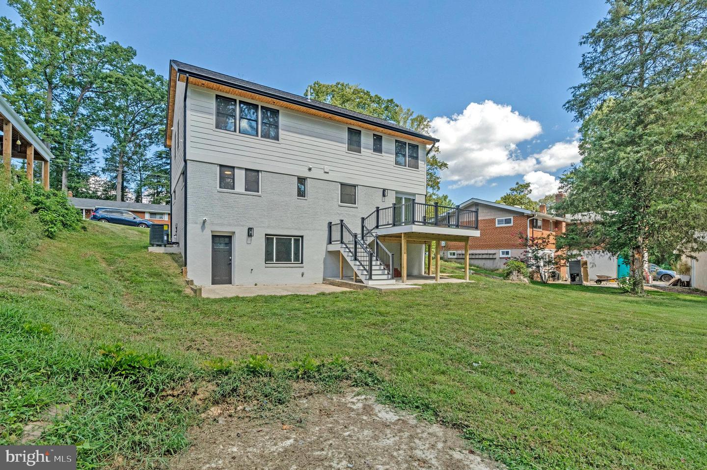 10211 STRATFORD AVE, FAIRFAX, Virginia 22030, 5 Bedrooms Bedrooms, ,4 BathroomsBathrooms,Residential,For sale,10211 STRATFORD AVE,VAFC2006900 MLS # VAFC2006900