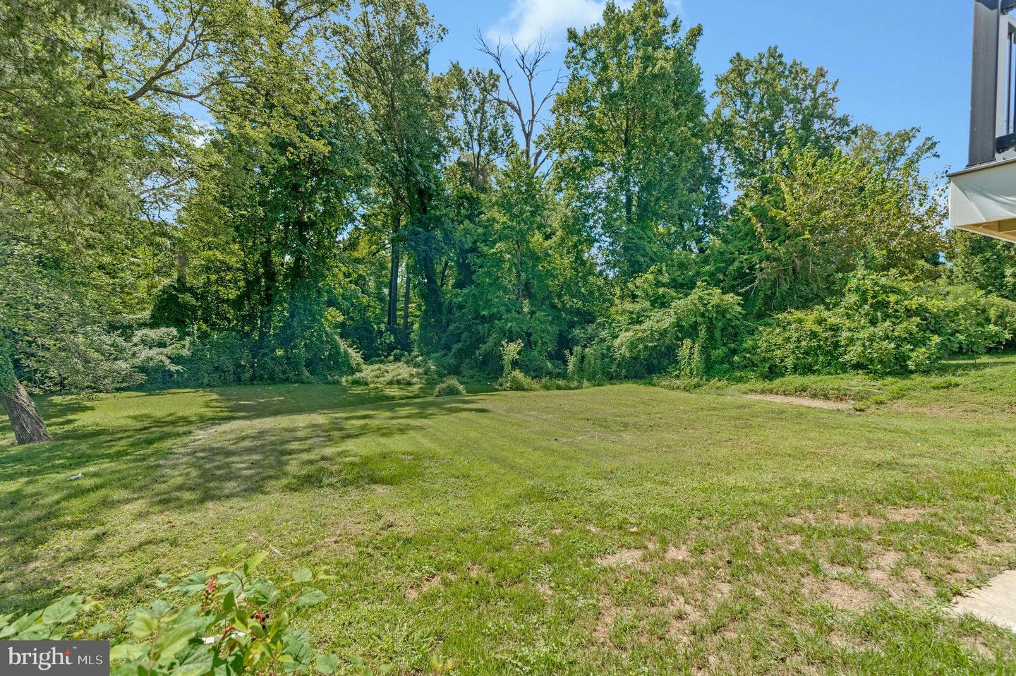 10211 STRATFORD AVE, FAIRFAX, Virginia 22030, 5 Bedrooms Bedrooms, ,4 BathroomsBathrooms,Residential,For sale,10211 STRATFORD AVE,VAFC2006900 MLS # VAFC2006900