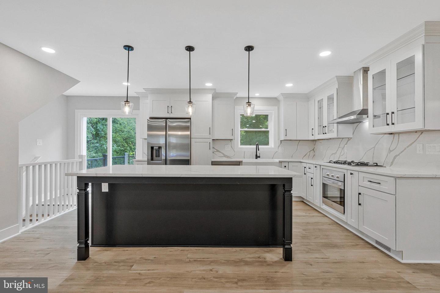 10211 STRATFORD AVE, FAIRFAX, Virginia 22030, 5 Bedrooms Bedrooms, ,4 BathroomsBathrooms,Residential,For sale,10211 STRATFORD AVE,VAFC2006900 MLS # VAFC2006900
