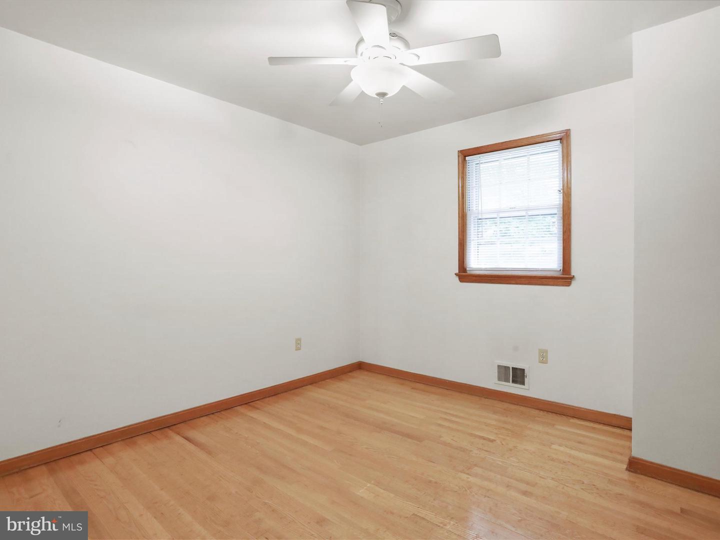 426 PATMOS RD, WOODSTOCK, Virginia 22664, 4 Bedrooms Bedrooms, ,3 BathroomsBathrooms,Residential,For sale,426 PATMOS RD,VASH2012374 MLS # VASH2012374