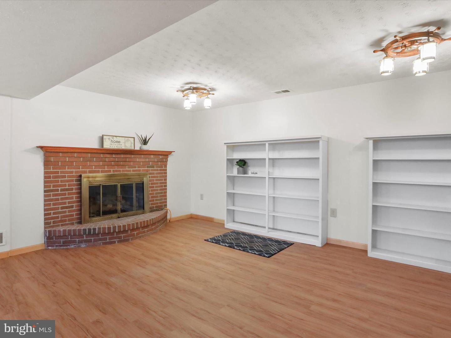 426 PATMOS RD, WOODSTOCK, Virginia 22664, 4 Bedrooms Bedrooms, ,3 BathroomsBathrooms,Residential,For sale,426 PATMOS RD,VASH2012374 MLS # VASH2012374