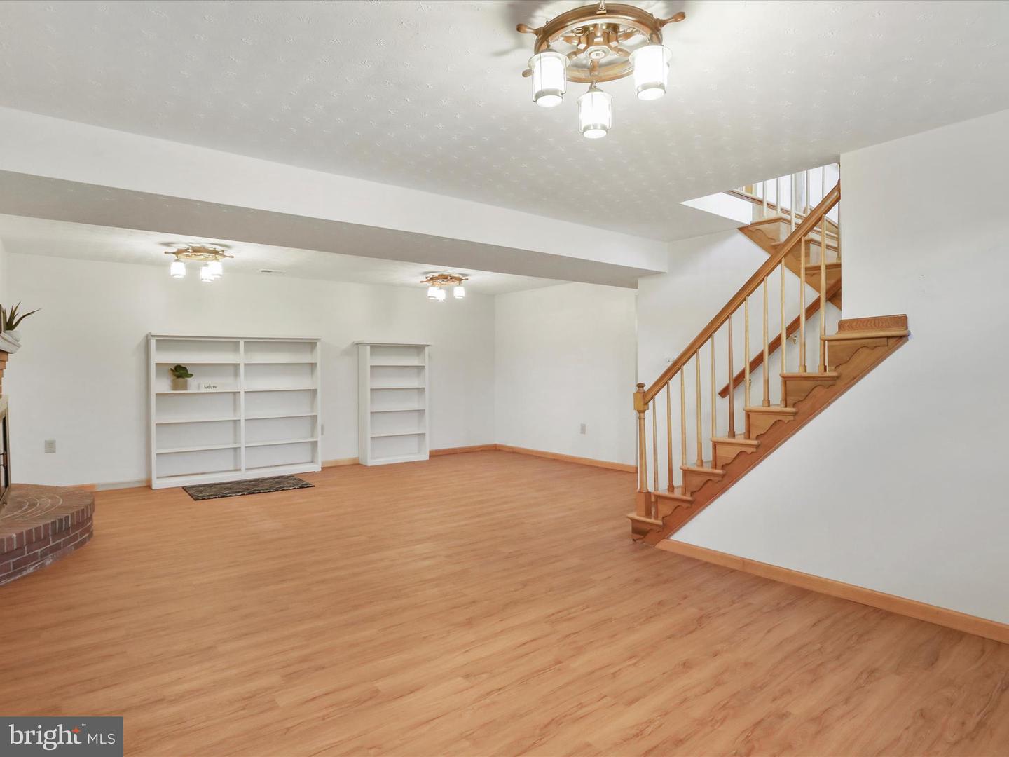 426 PATMOS RD, WOODSTOCK, Virginia 22664, 4 Bedrooms Bedrooms, ,3 BathroomsBathrooms,Residential,For sale,426 PATMOS RD,VASH2012374 MLS # VASH2012374