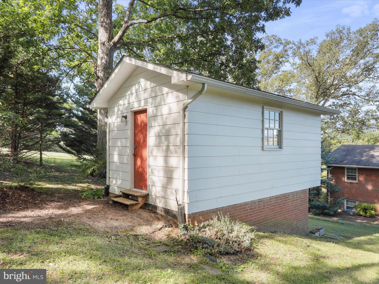 426 PATMOS RD, WOODSTOCK, Virginia 22664, 4 Bedrooms Bedrooms, ,3 BathroomsBathrooms,Residential,For sale,426 PATMOS RD,VASH2012374 MLS # VASH2012374