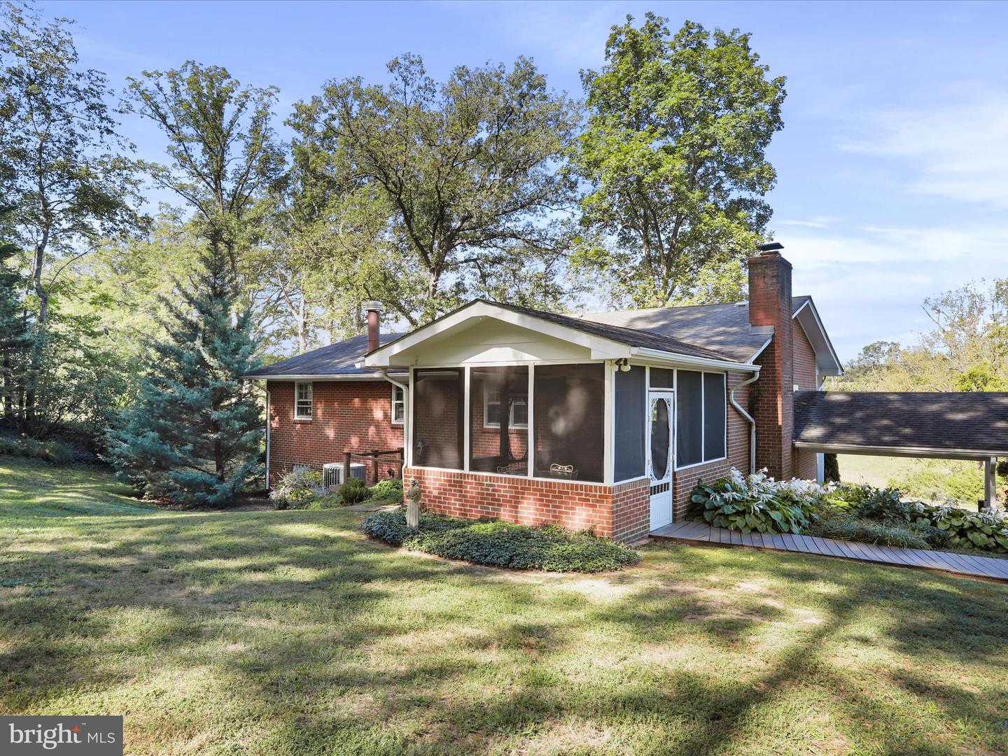 426 PATMOS RD, WOODSTOCK, Virginia 22664, 4 Bedrooms Bedrooms, ,3 BathroomsBathrooms,Residential,For sale,426 PATMOS RD,VASH2012374 MLS # VASH2012374