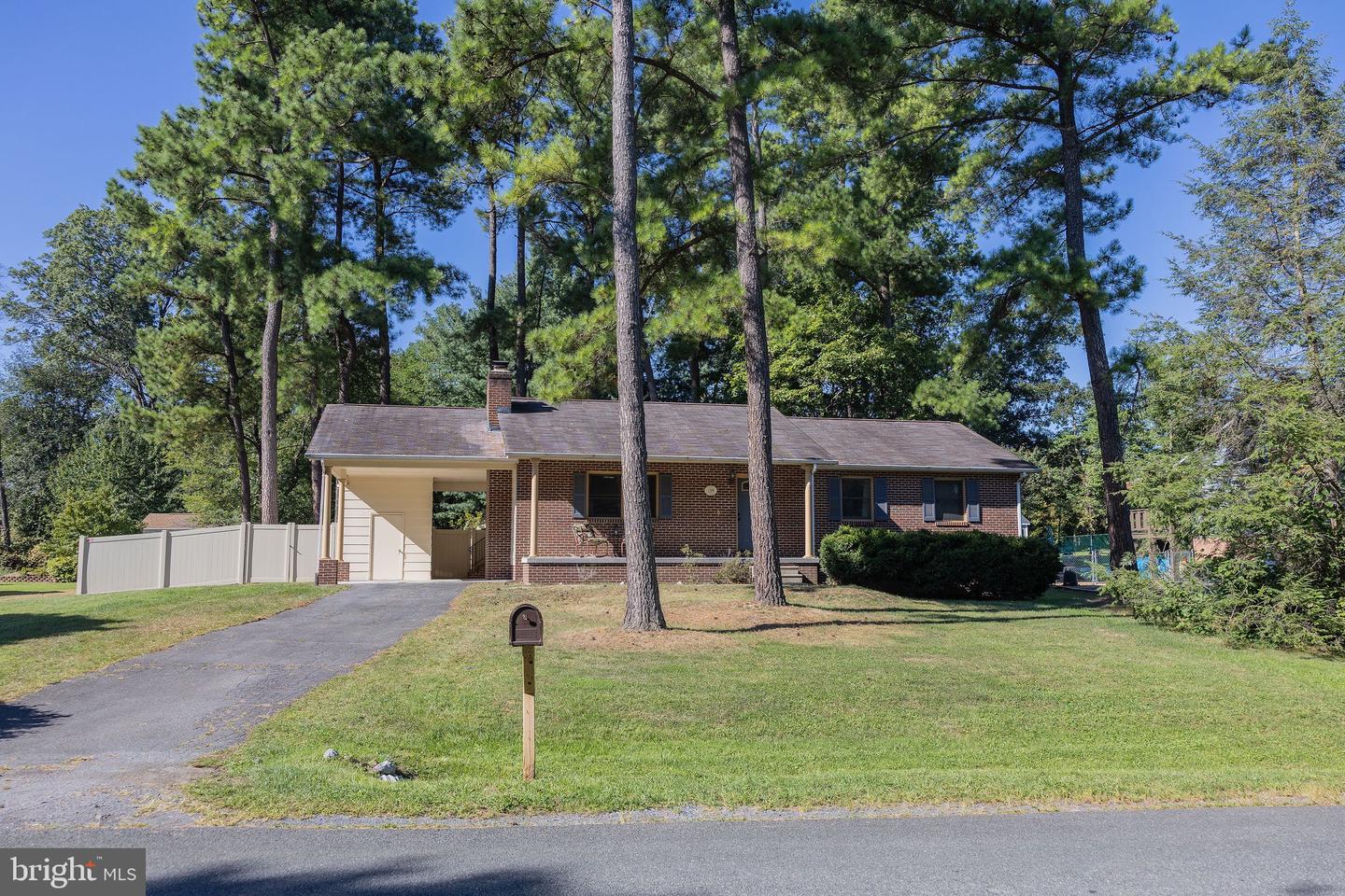 134 BUCKINGHAM DR, STEPHENS CITY, Virginia 22655, 3 Bedrooms Bedrooms, ,3 BathroomsBathrooms,Residential,For sale,134 BUCKINGHAM DR,VAFV2036494 MLS # VAFV2036494