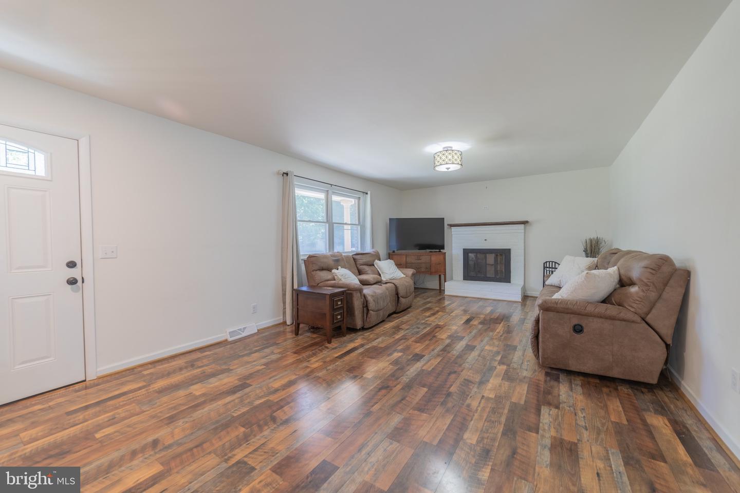 134 BUCKINGHAM DR, STEPHENS CITY, Virginia 22655, 3 Bedrooms Bedrooms, ,3 BathroomsBathrooms,Residential,For sale,134 BUCKINGHAM DR,VAFV2036494 MLS # VAFV2036494